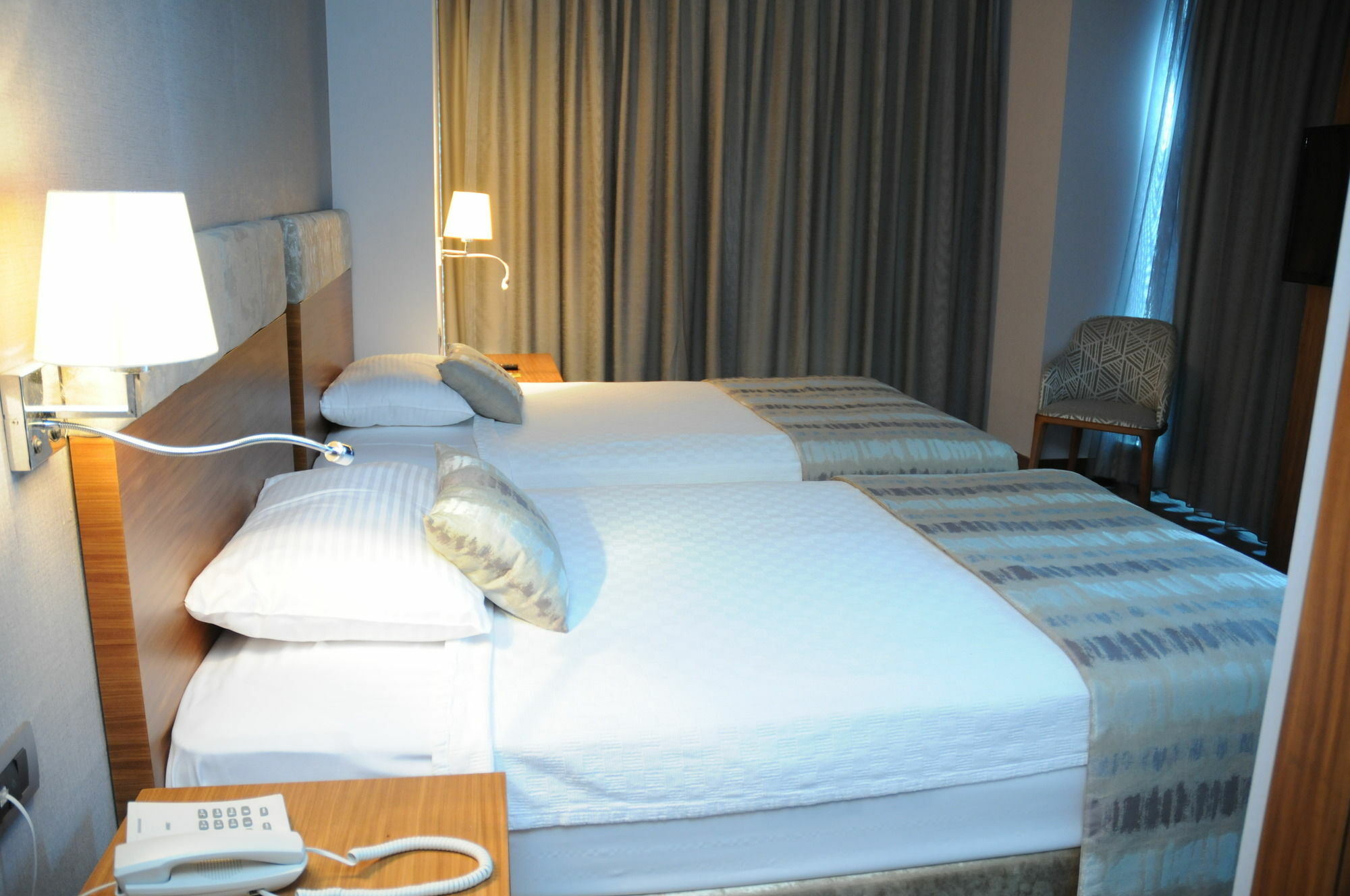Discovery Hotel Istambul Extérieur photo
