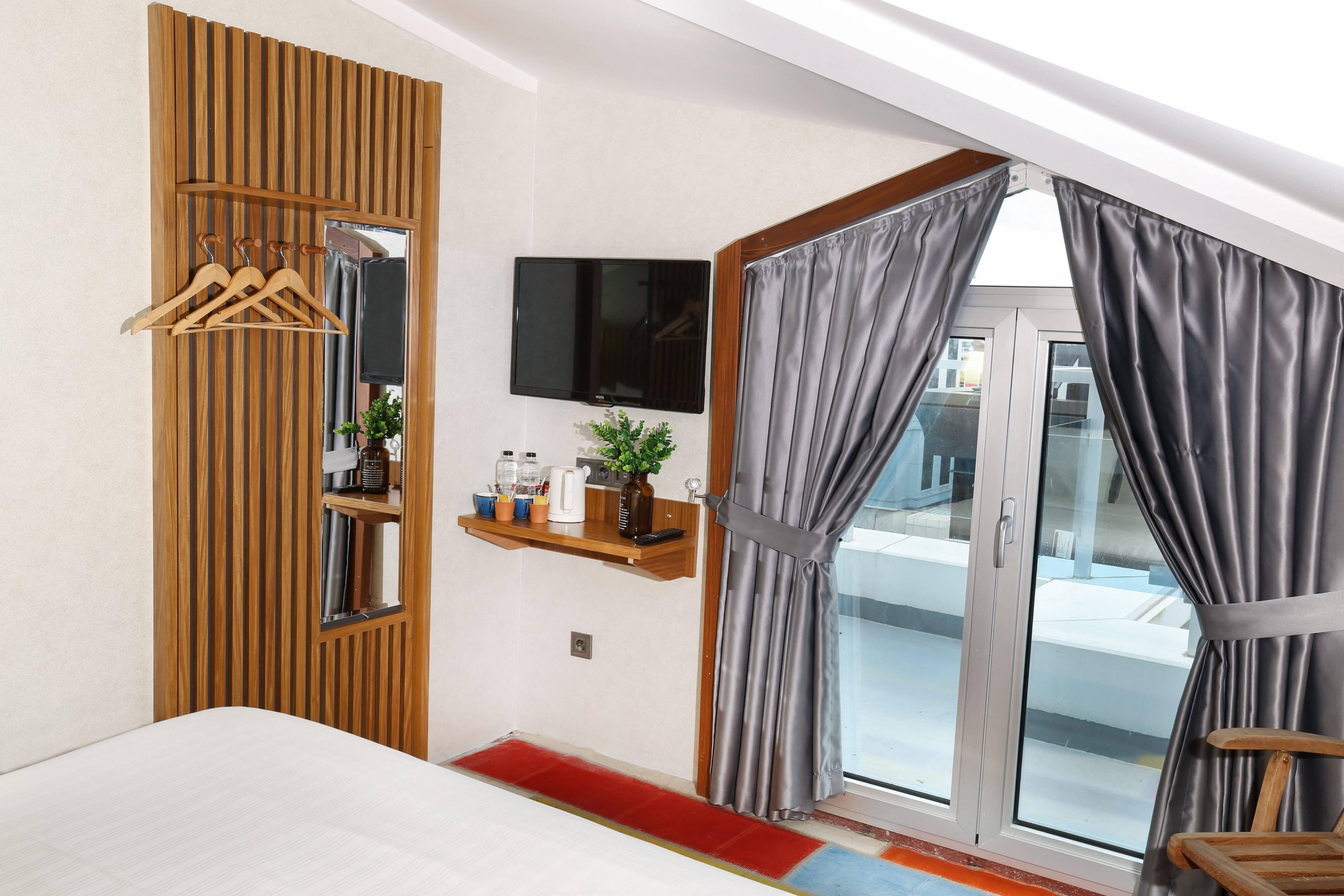 Discovery Hotel Istambul Extérieur photo